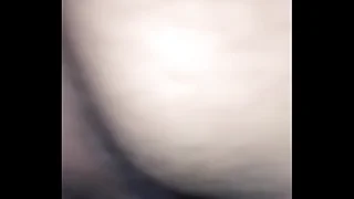 Gostosa rebolando no pau