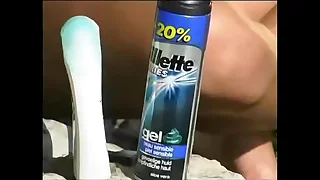 shaving pussy