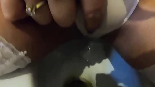 Dirty MILF loves golden pee- private showing