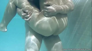 Asian MILF Relaxes Take charge